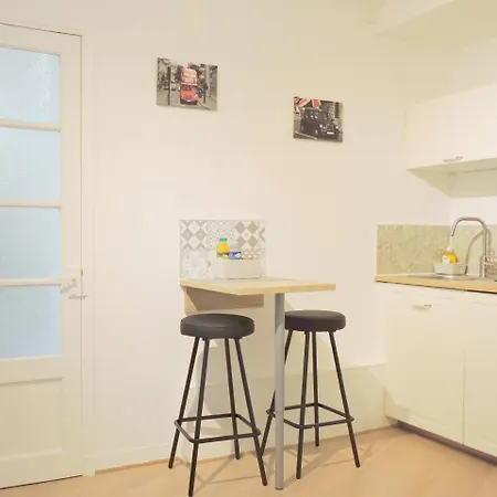 Apartment Big London***, Hyper Centre, Parking 200M Nantes